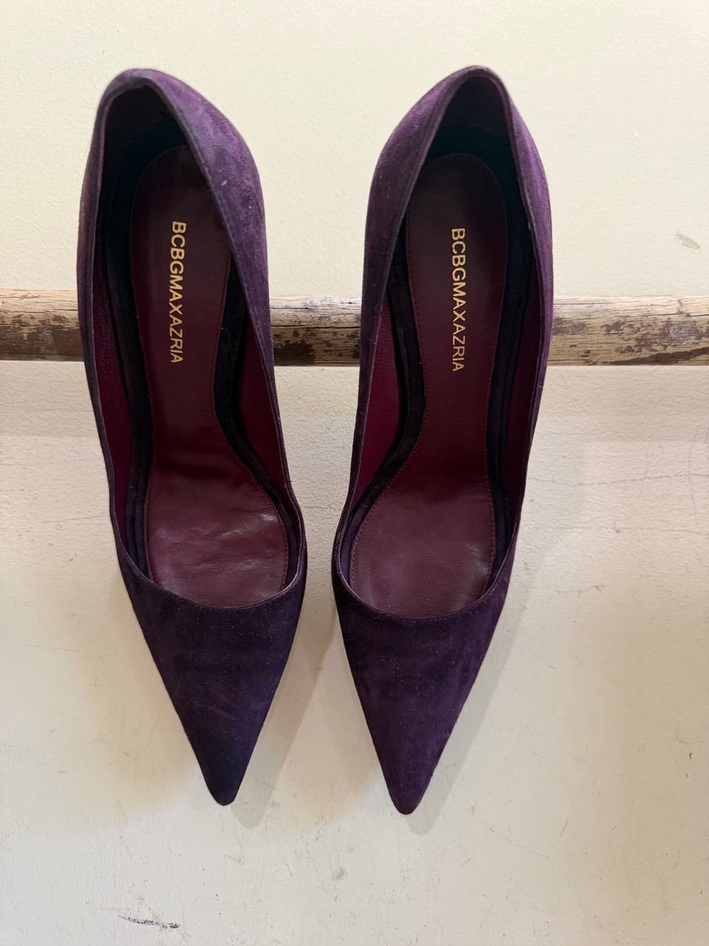 BCBG  Maxazria Suede Pumps Shoes